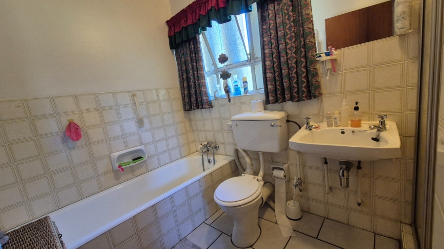 4 Bedroom Property for Sale in Sasolburg Ext 11 Free State